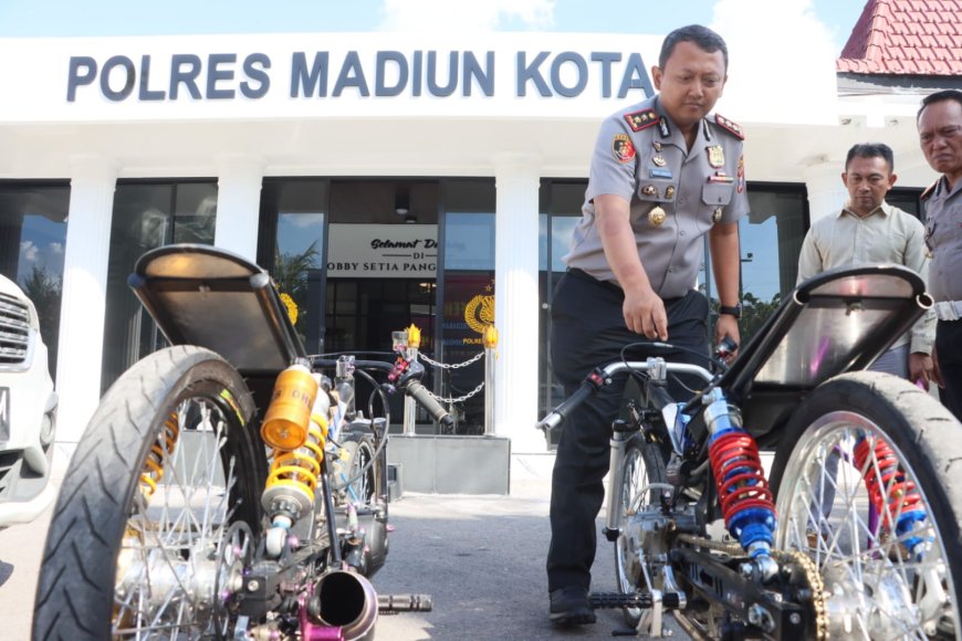 Aksi Balap Liar di Jiwan Dibubarkan Polres Madiun Kota